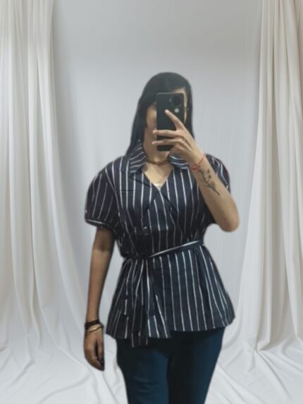 navy blue and white vertical striped